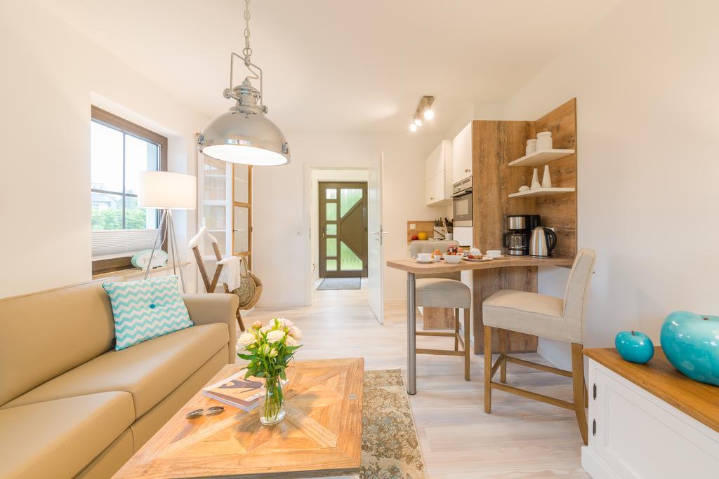 Ferienwohnungen Haus Am Strand Zingst Buitenkant foto